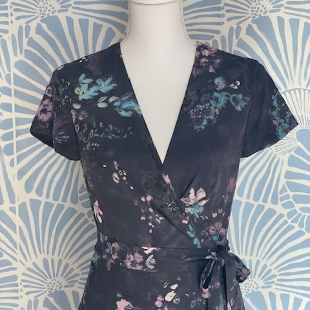 Aritzia Babaton Wrap Floral Maxi Dress Size XS - Picture 4 of 11